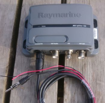 AIS Splitter Raymarine